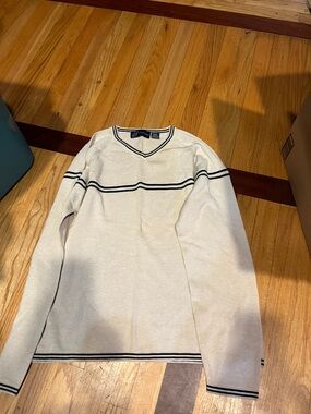 Men's Cream V‑Neck Sweater with Black Stripe Detail Ab 4-6